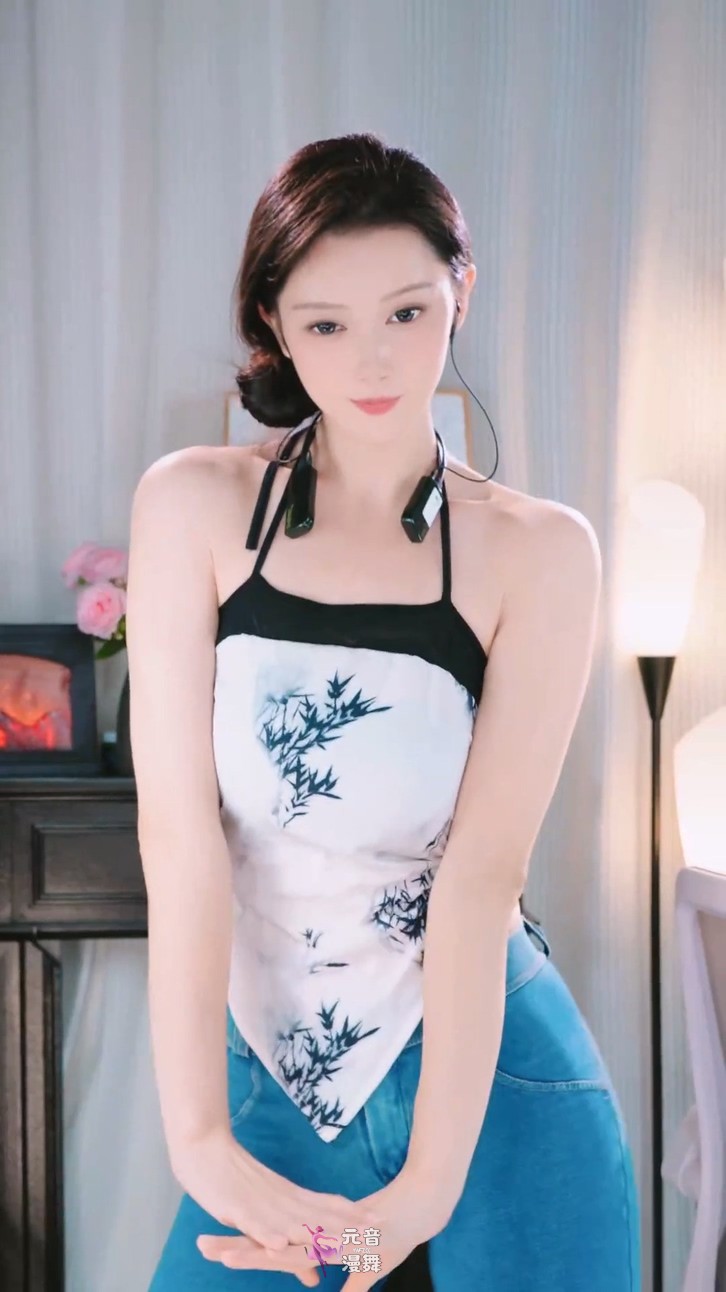 抖音主播@沪娱hx元宝 25年09月精选视频混剪合集