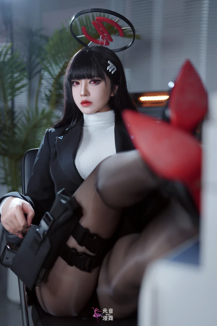 半半子 - 玲珑妹子写真作品套图合集