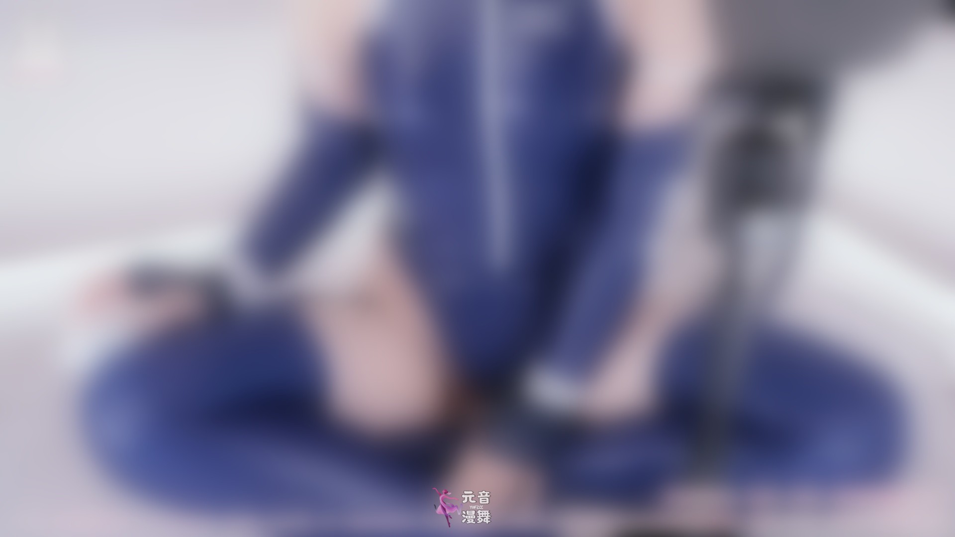 rizunya 丰满的竞泳泳衣让你欲罢不能[2.2GB]
